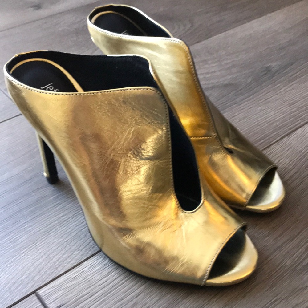 Gold pumps by Jeffrey Campbell